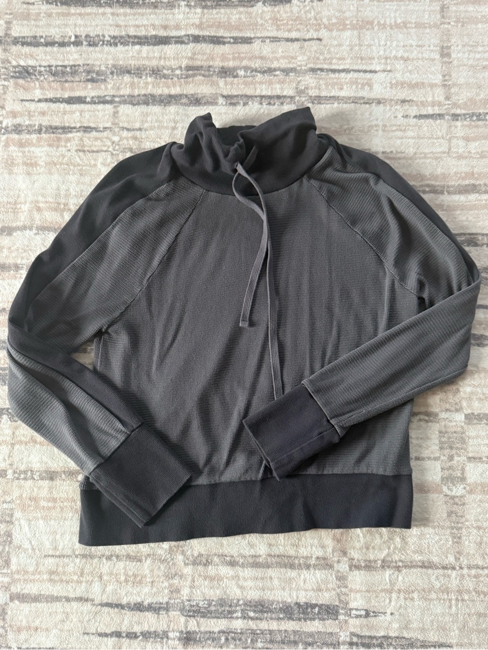 EUC Monrow Sweatshirt